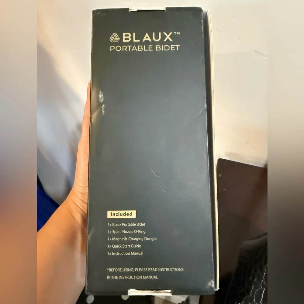 Blaux Portable Bidet‎ in Black and Gold new open box No charging cable or manual